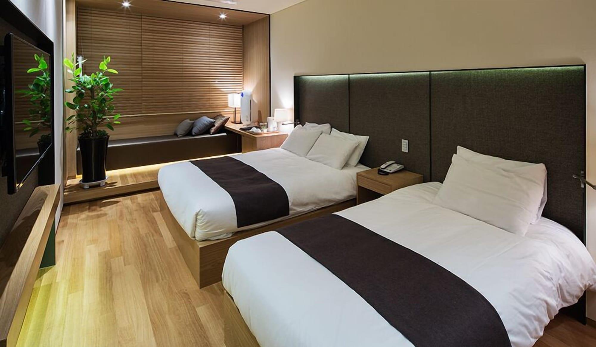 Dukgu Oncheon Hotel Uljin Extérieur photo