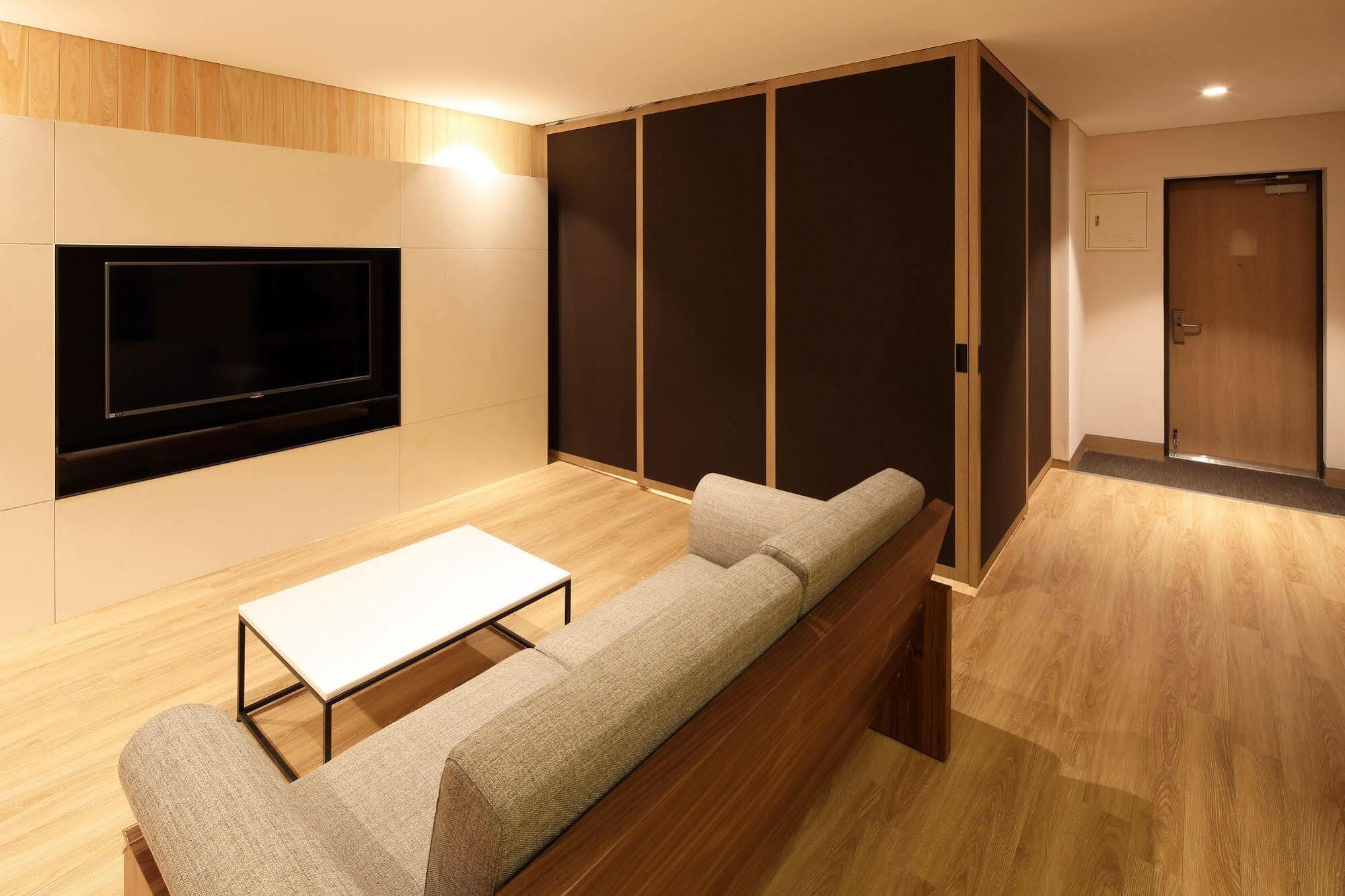 Dukgu Oncheon Hotel Uljin Extérieur photo